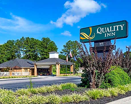 Quality Inn Petersburg Near Fort Gregg-Adams