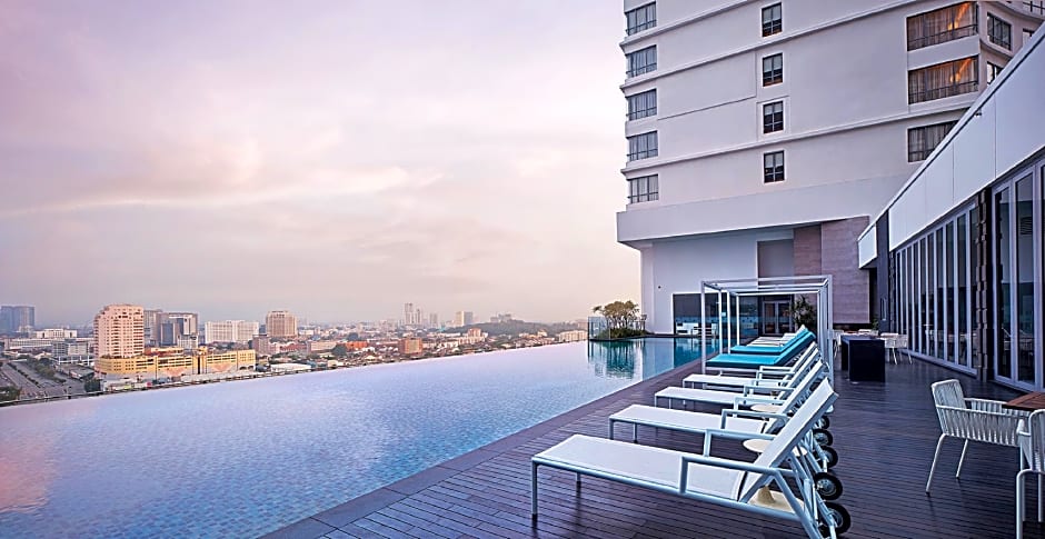 DoubleTree by Hilton Melaka