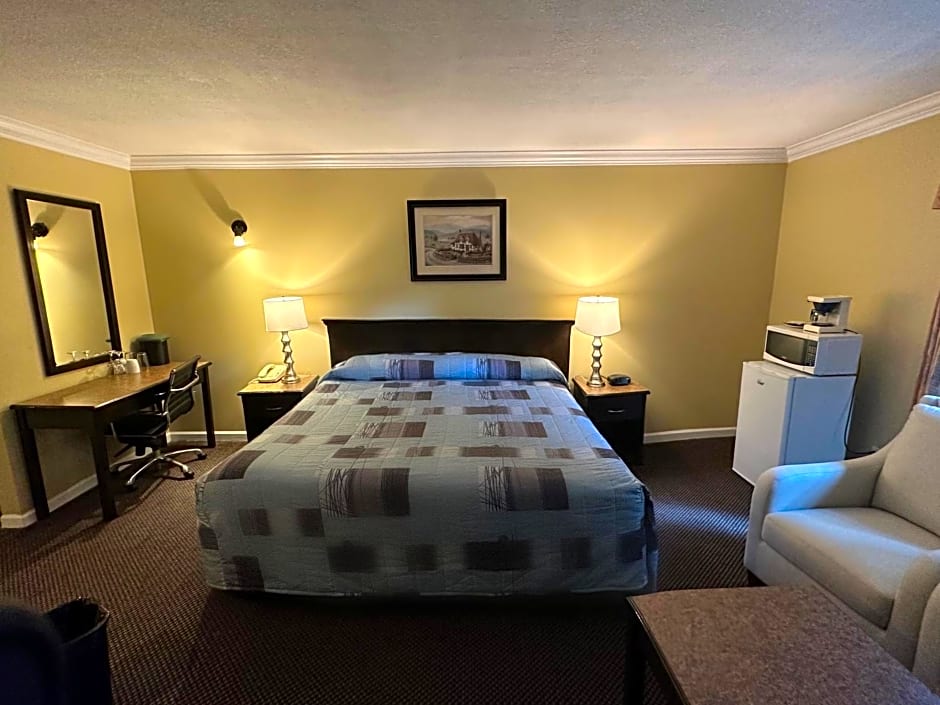 Canadian Inn