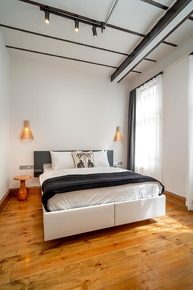 Urban Quarters - Büklü Han