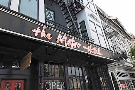 The Metro Hotel