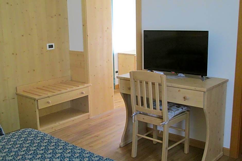 Hotel Garnì Miramonti