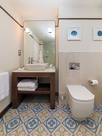 Standard Double Room, Sea View (1 Double Bed)