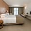 Bitzaro Grande Hotel & Suites