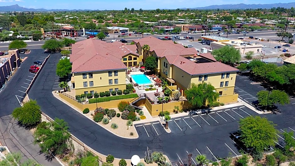 Hampton Inn & Suites Tucson Mall