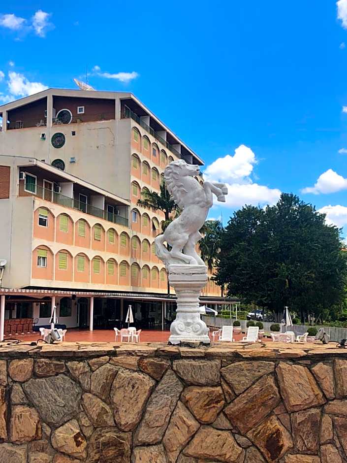 Flat Cavalinho Branco - Ap 516