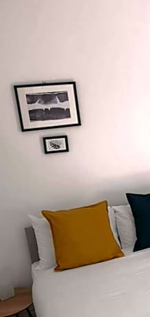 Single Room with Shared Bathroom