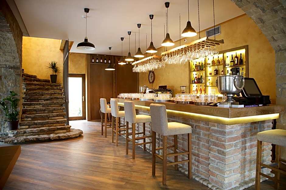 Garni Hotel Chicha - Winery ŠKRBIĆ