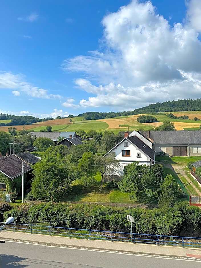 Zámek Hošťálkovy