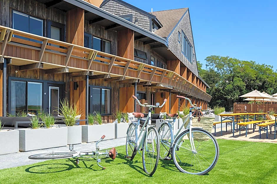 AWOL Hotel Provincetown