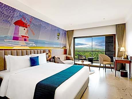 Premium Sea View Room with Balcony - 10% Discount on  Food & Soft Beverages and SPA - 8 am to 8 pm Comp Beach Shuttle within 4km radius