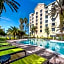 Comfort Suites Maingate East