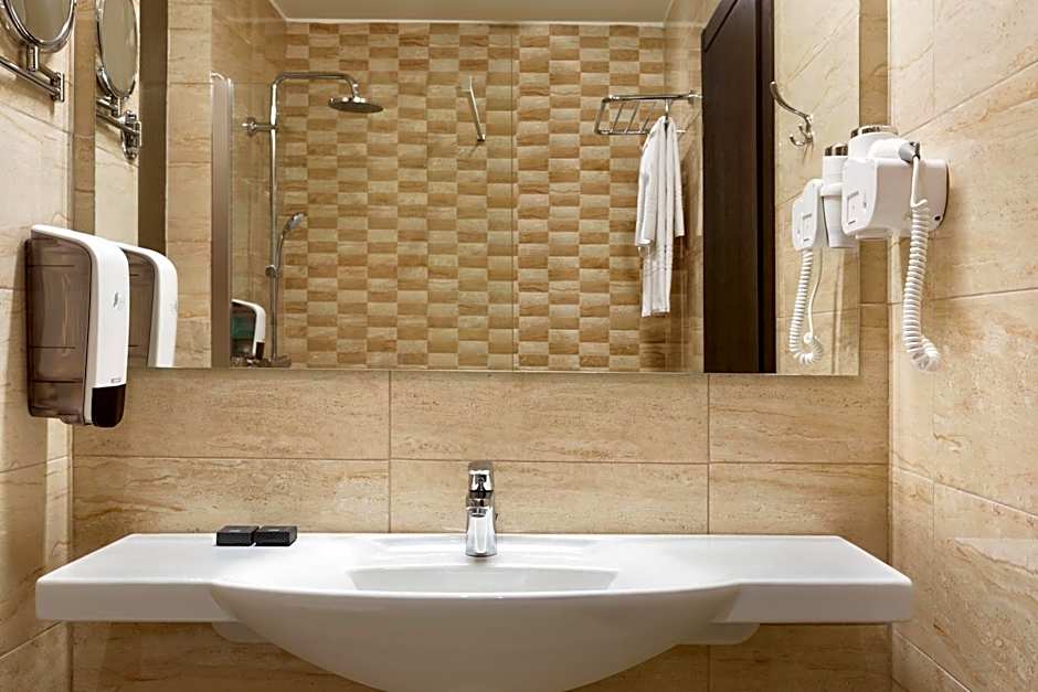 Ramada by Wyndham Constanta