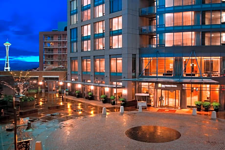 Denny Park Hotel