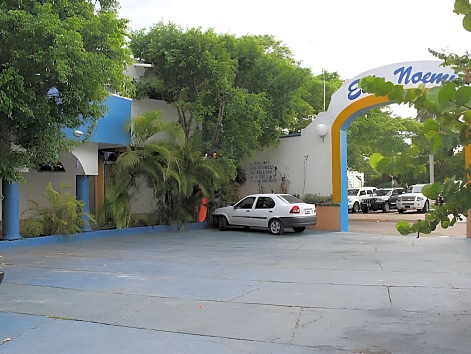 Hotel Suites Elia Noemi