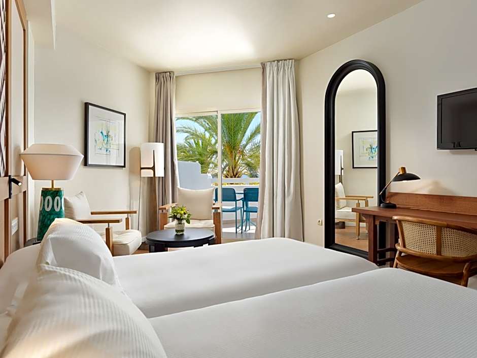 H10 Estepona Palace