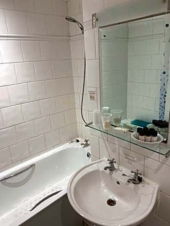 Double or Twin Room with Private Bathroom