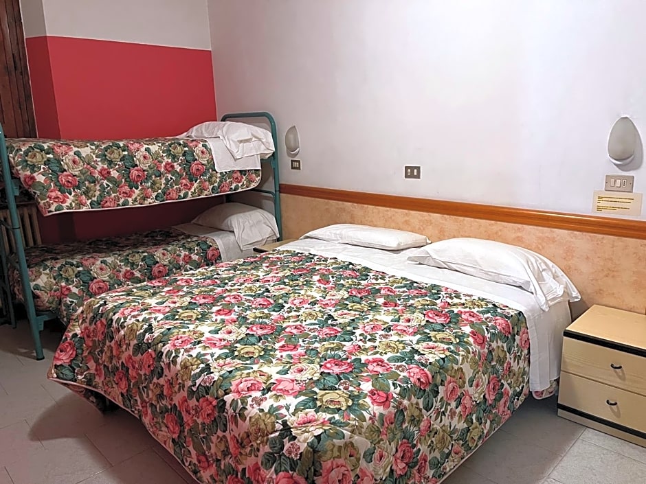 HOTEL ZUCCONI
