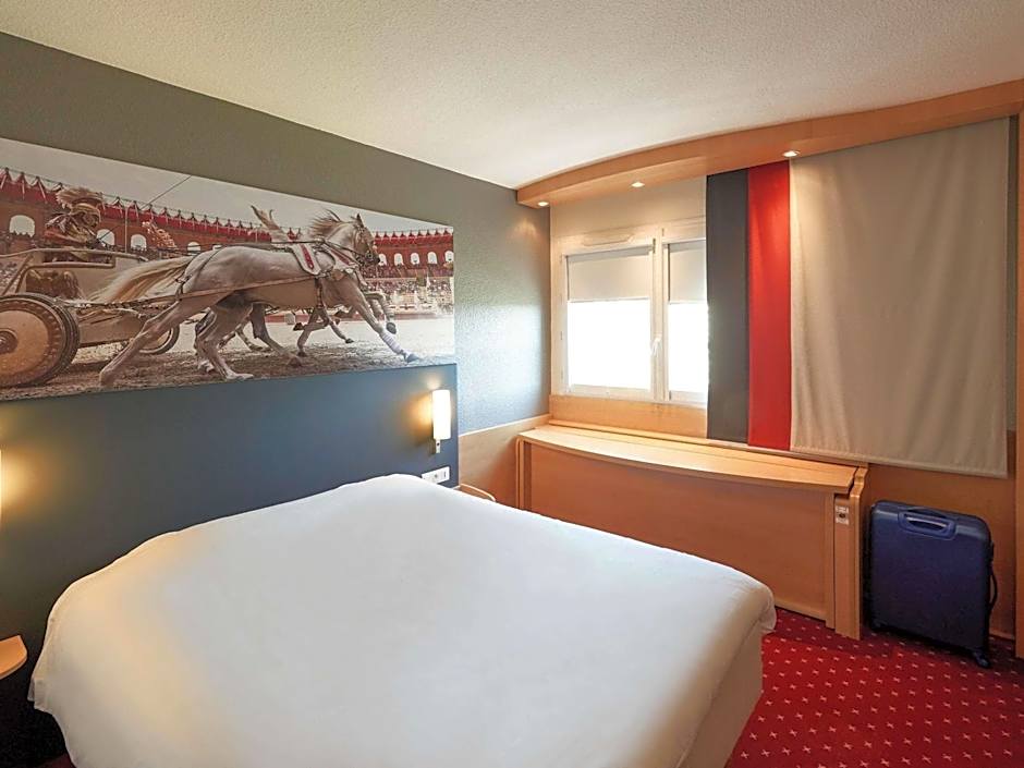 ibis Cholet