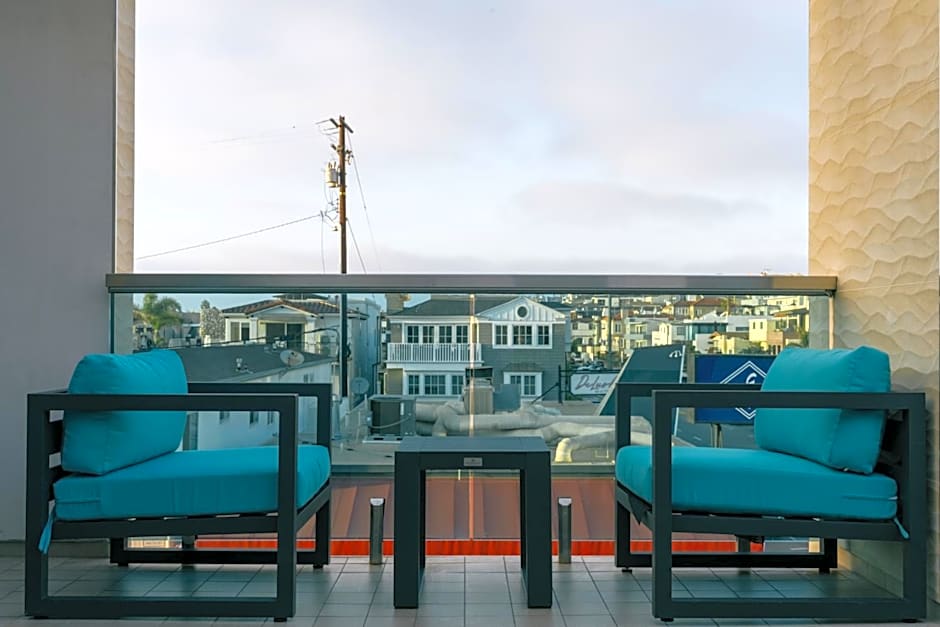 H2O Hermosa Beach Hotel