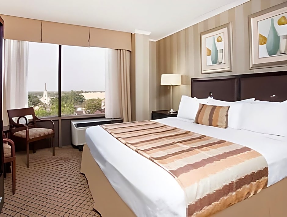 Ramada Hotel & Conf Center by Wyndham Augusta Downtown – Augusta, GA