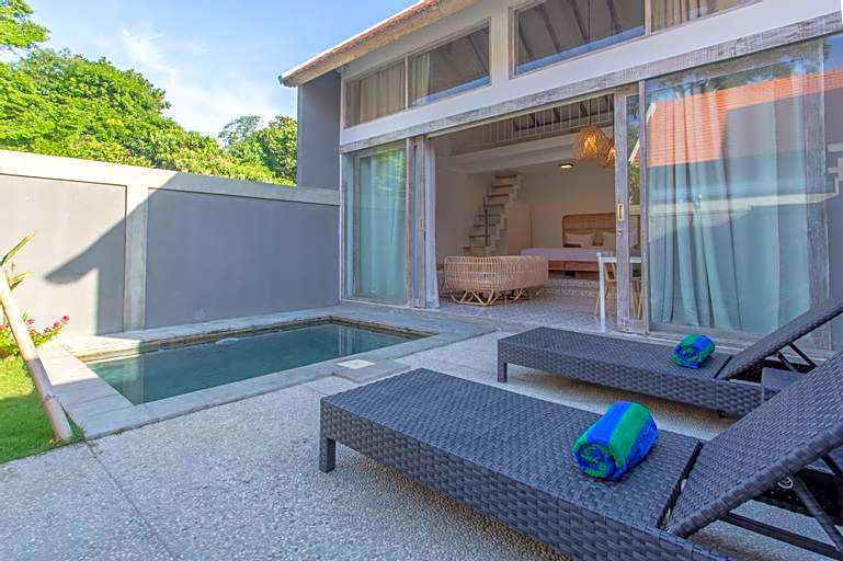 White Studio Villa