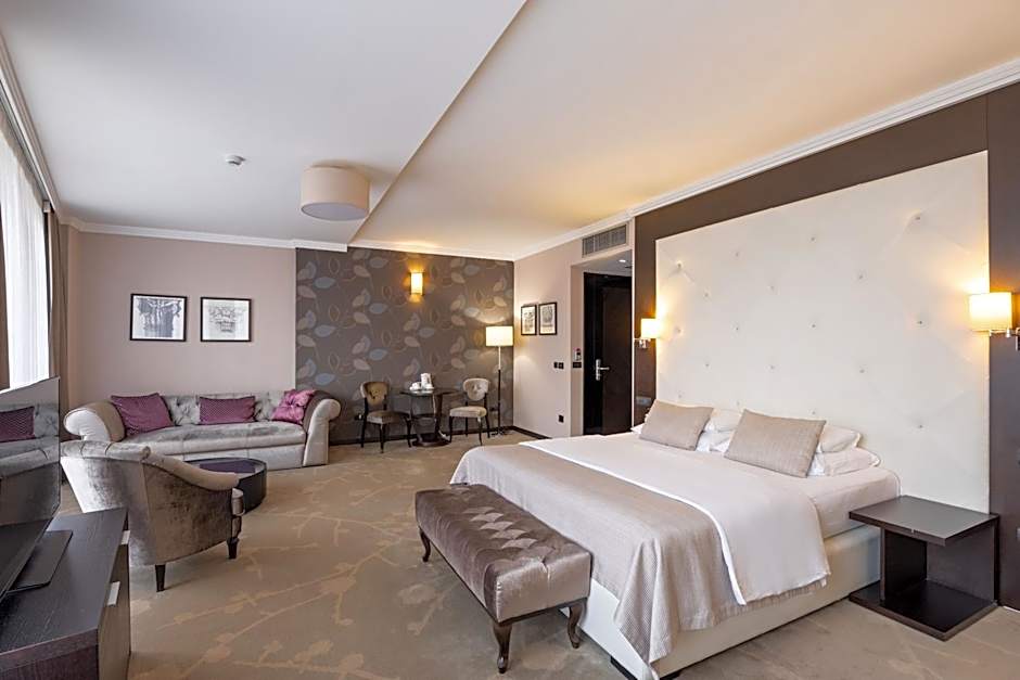 Hotel Constantine the Great