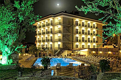 Elisa Hotel