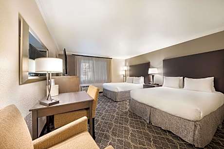 Queen Room with Two Queen Beds - Non-Smoking