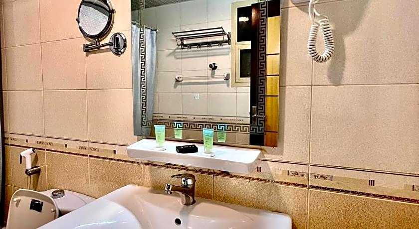 Dream Palace Hotel