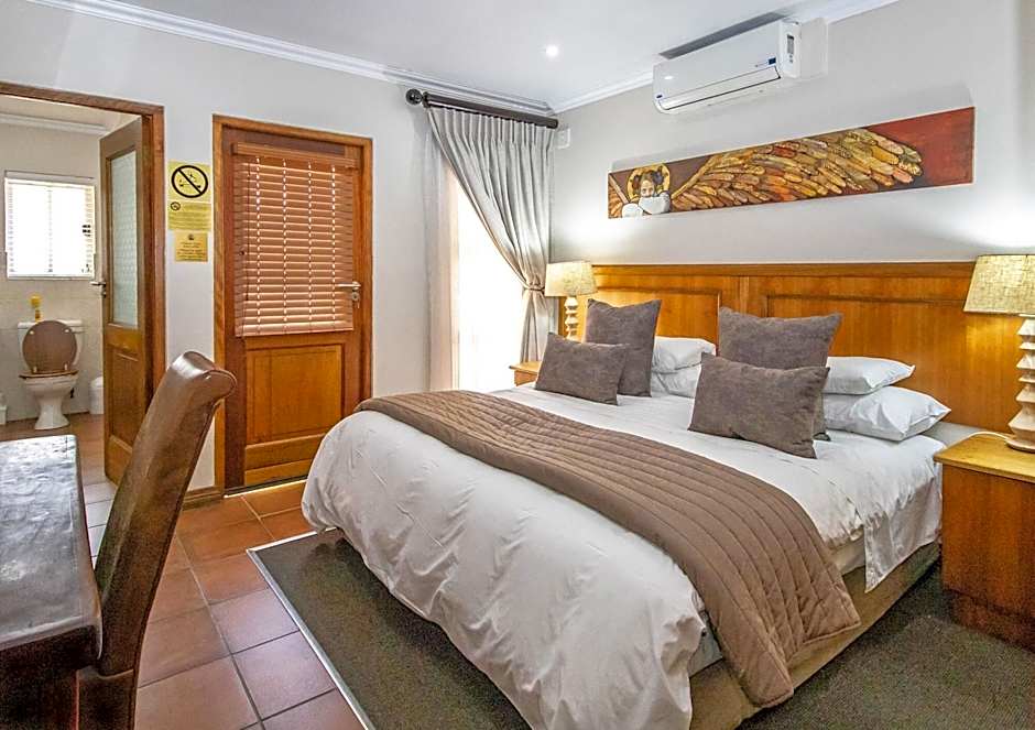 Sunward Park Guest House