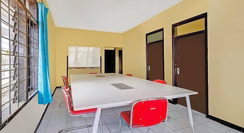 OYO Life 91116 Pelangi Residence Syariah