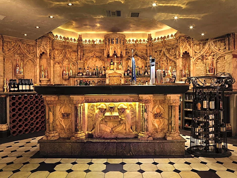 The Royal Toby Hotel