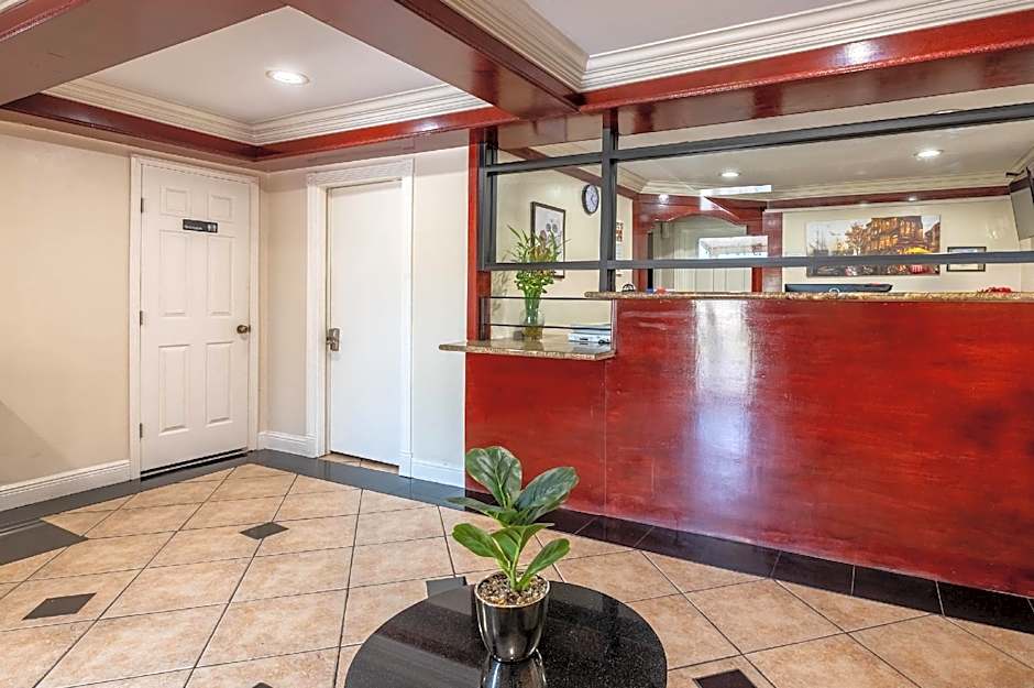 Rodeway Inn & Suites New Orleans East