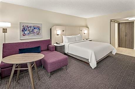 Standard King Room with Balcony