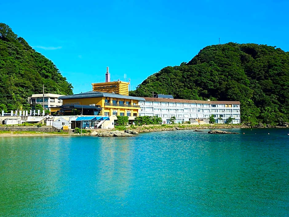 Okukinosaki Seaside Hotel
