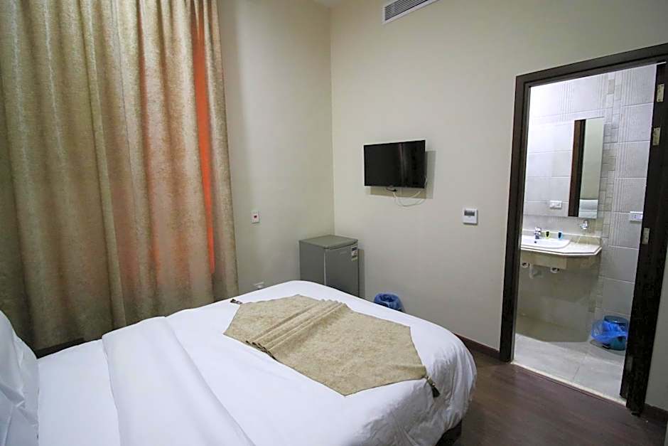 Miramar Talaat Harb Square