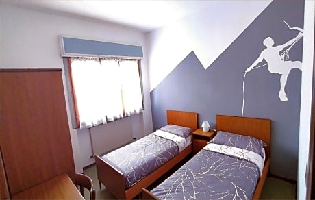 Quadruple Room with Mountain View