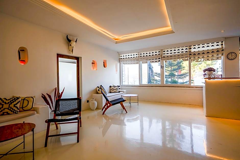 Camlik 87 Hotel Ayvalik