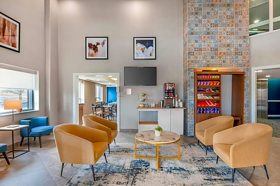 Quality Suites Whitby