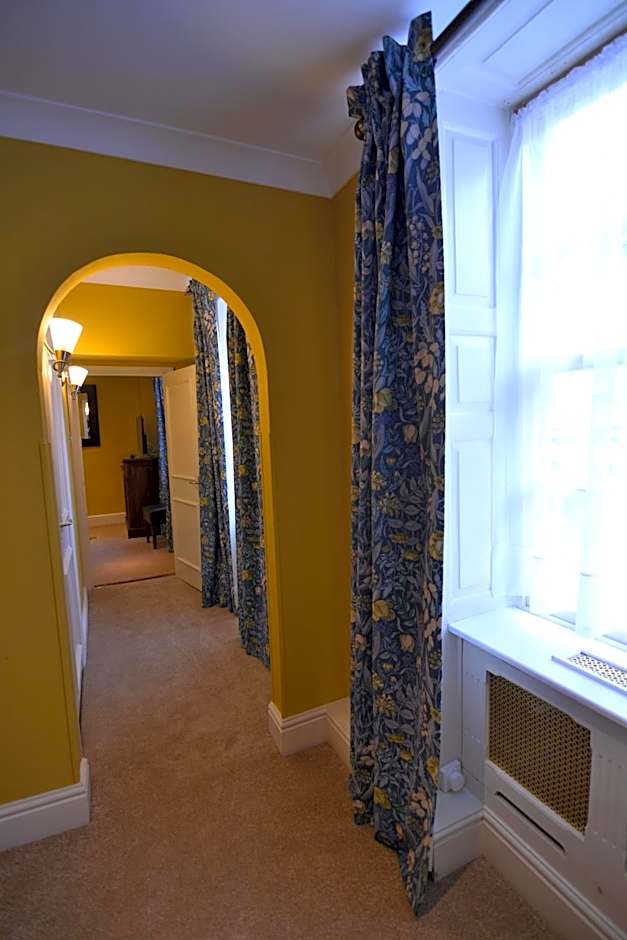 Angel and Royal Hotel