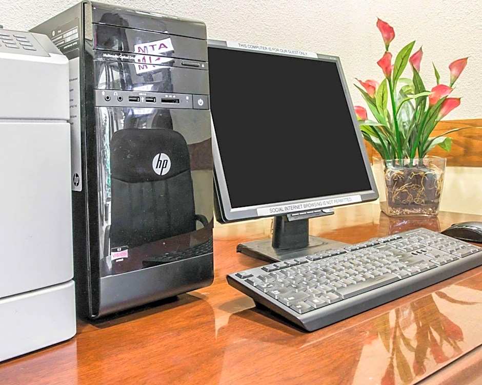 Quality Inn Southfield - Detroit