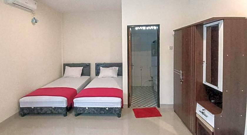 RedDoorz Syariah near Sentani City Square