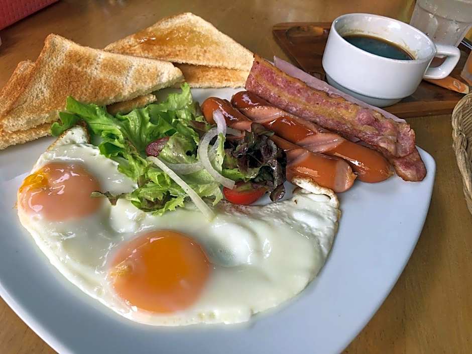 Aloft Hotel and Hostel Pattaya