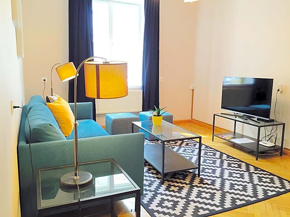 Tallinn City Apartments - Town Hall Square