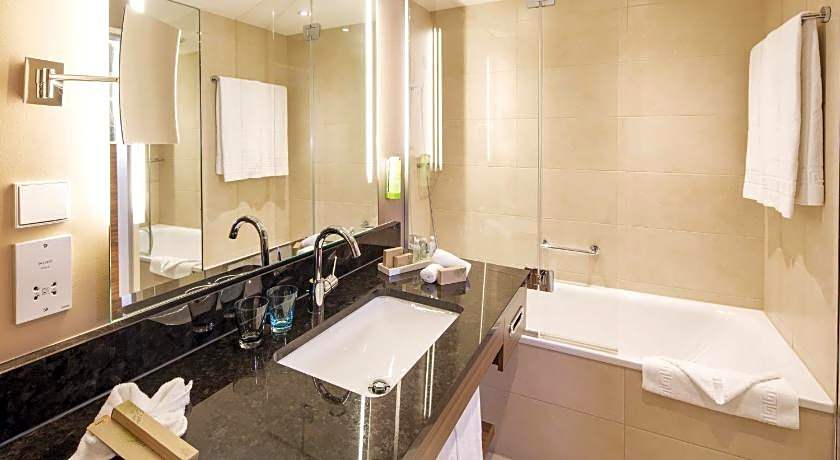 Movenpick Hotel Izmir