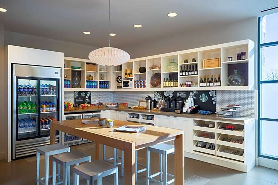 The Baronette Renaissance by Marriott Detroit-Novi Hotel