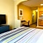 Country Inn & Suites by Radisson, San Jose International Airport, CA