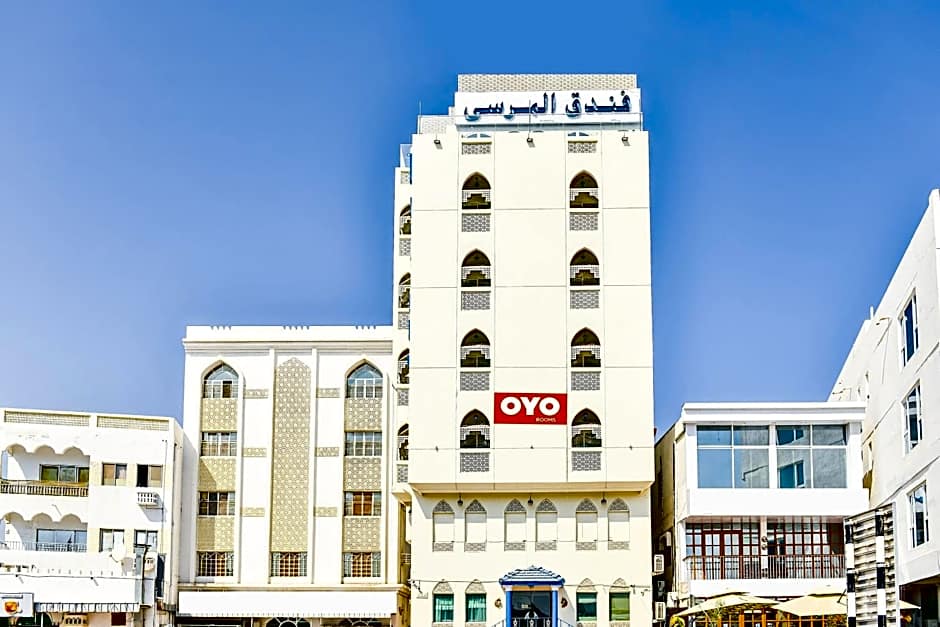 OYO 137 Marina Hotel