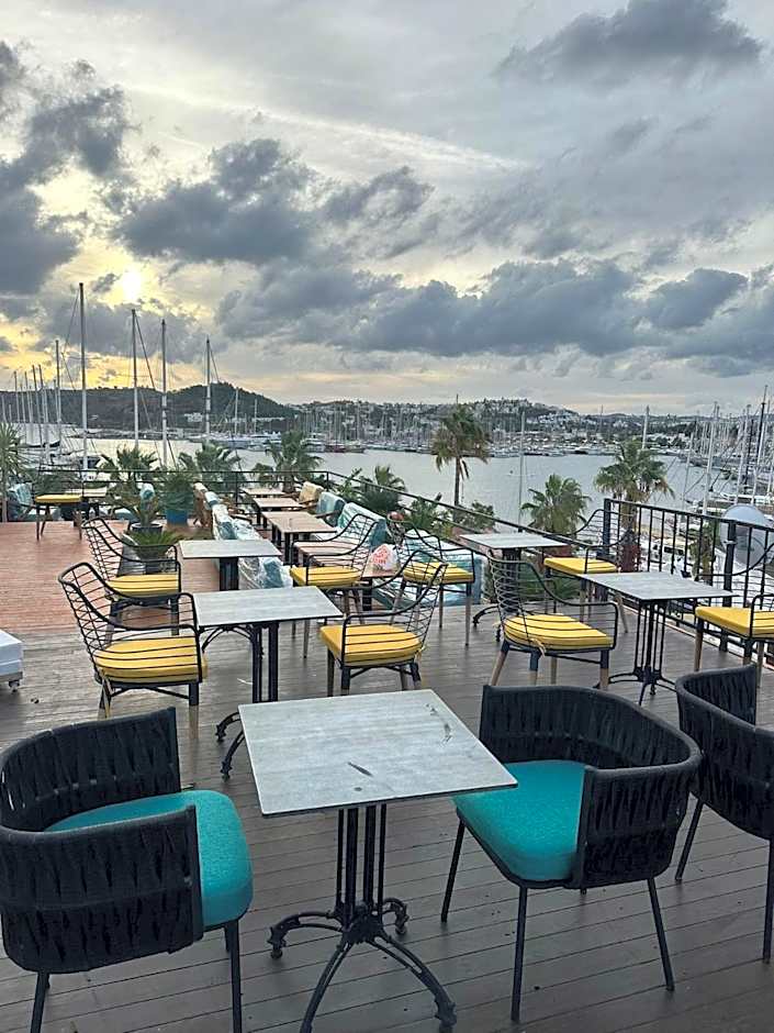 By Muhtar Hotel Bodrum